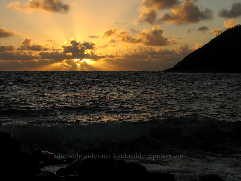 sunrise [Moloa'a Bay, Anahola, Kaua'i, Hawaii]