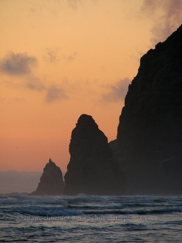 Haystack Rock at sunset [Tolovana Park, Cannon Beach, Clatsop County, Oregon]