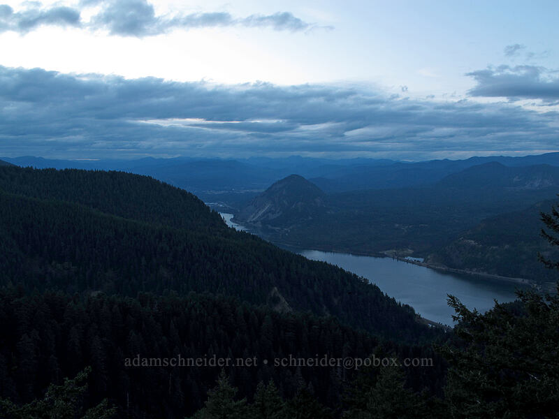 the Gorge at sunset [Starvation Ridge Trail, Columbia River Gorge, Hood River County, Oregon]