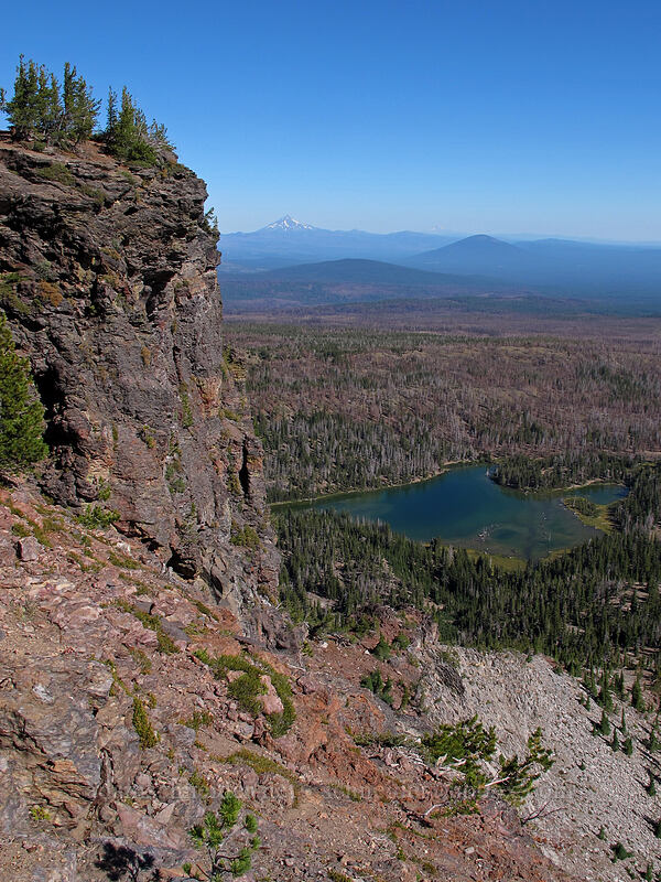 Tam McArthur Rim & Little Three Creek Lake [Tam McArthur Trail, Three Sisters Wilderness, Deschutes County, Oregon]