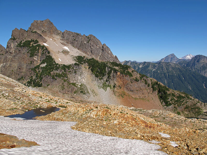 Del Campo Peak, Sloan Peak, & Glacier Peak [Gothic Peak, Morning Star NRCA, Snohomish County, Washington]