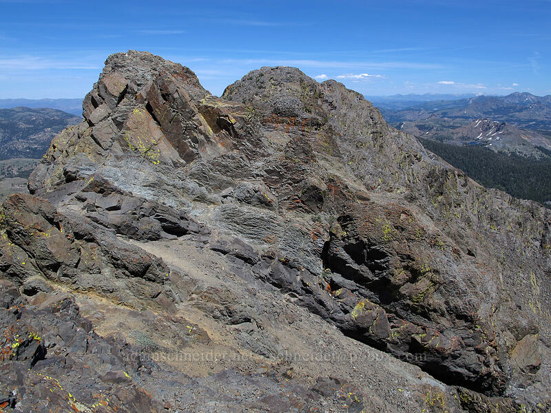 Round Top's eastern summit blocks [Round Top summit, Mokelumne Wilderness, Alpine County, California]