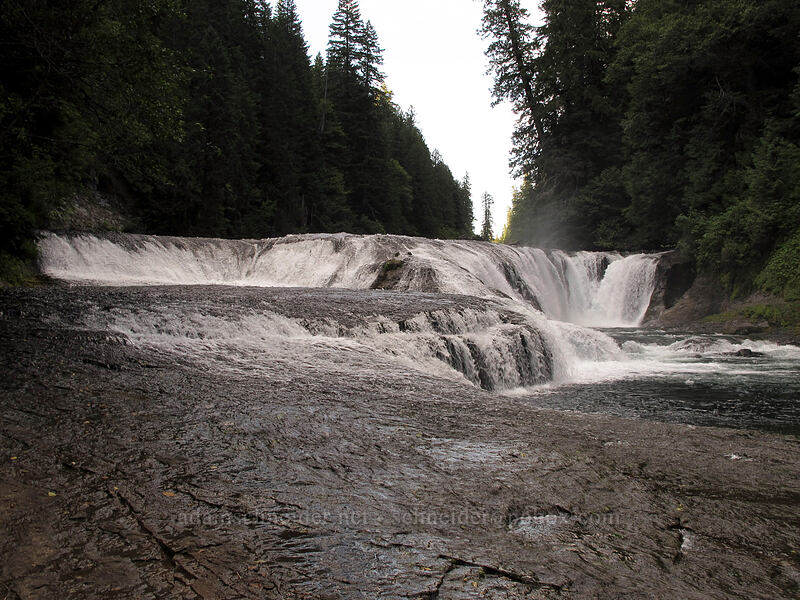 Lewis River Middle Falls [Lewis River Trail, Gifford Pinchot National Forest, Skamania County, Washington]