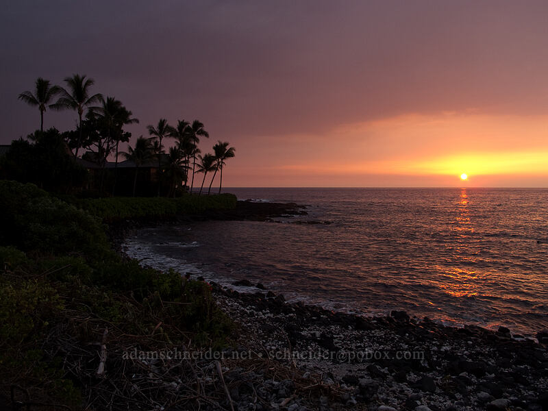 sunset [White Sands Beach Park, Kona Coast, Big Island, Hawaii]