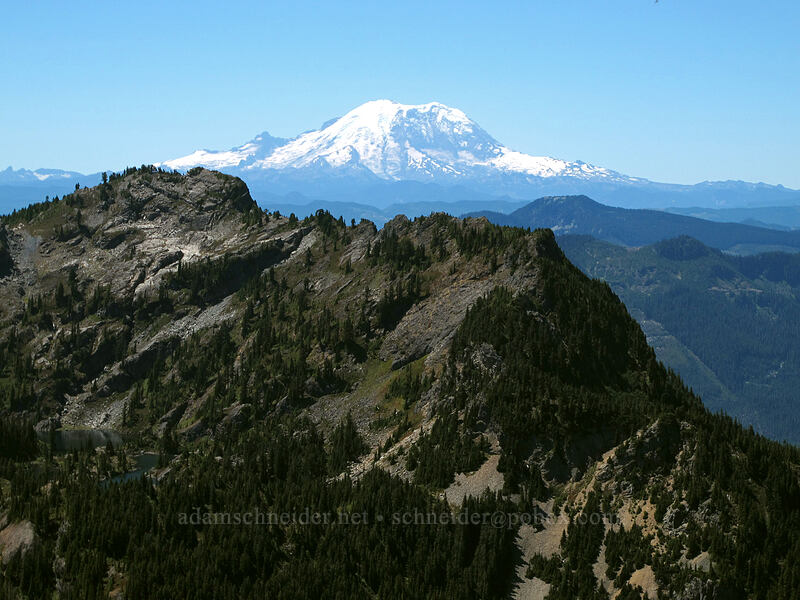 Mt. Rainier & Rampart Ridge [Alta Mountain, Alpine Lakes Wilderness, Kittitas County, Washington]