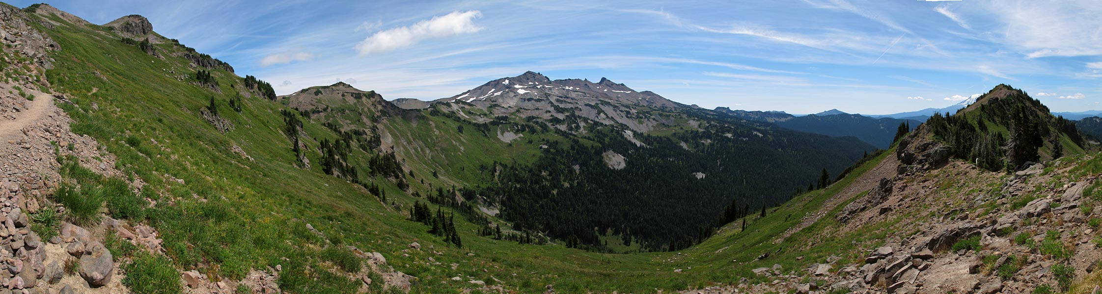 Goat Ridge panorama [Lily Basin Trail, Goat Rocks Wilderness, Lewis County, Washington]