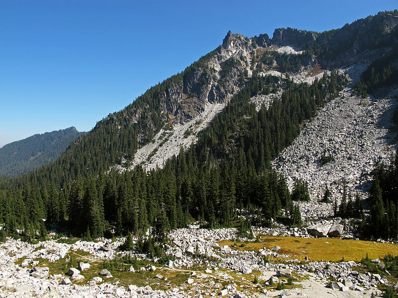 Thunder Mountain [Pacific Crest Trail, Alpine Lakes Wilderness, King County, Washington]