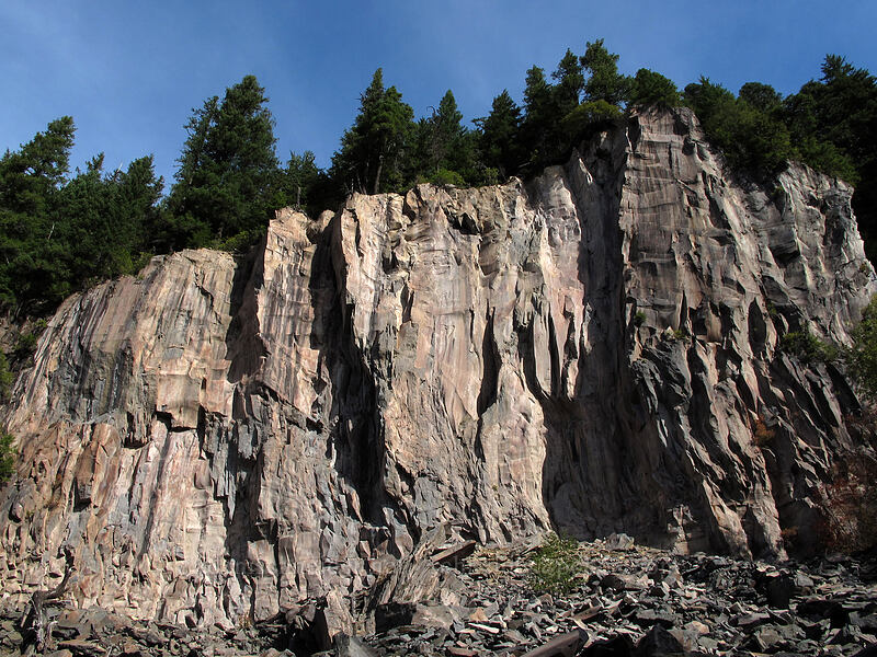 cliffs [Ramona Falls Trail, Mt. Hood Wilderness, Clackamas County, Oregon]
