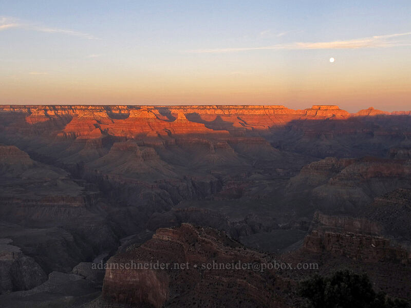 sunset & moonrise at the Grand Canyon [Hopi Point, Grand Canyon National Park, Coconino County, Arizona]