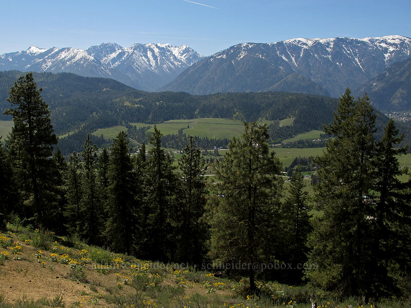 The Enchantments & Icicle Ridge [Sauer's Mountain Trail, Peshastin, Chelan County, Washington]