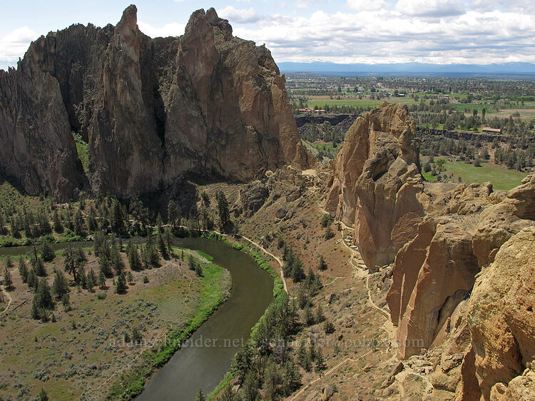 Smith Rock Group & Christian Brothers [Misery Ridge, Smith Rock State Park, Deschutes County, Oregon]