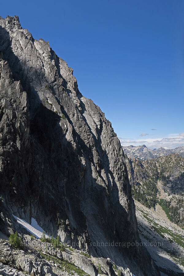 edge of Dragontail Peak [below Aasgard Pass, Alpine Lakes Wilderness, Chelan County, Washington]