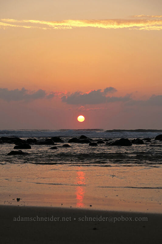 sunrise [Papa'a Bay, Anahola, Kaua'i, Hawaii]