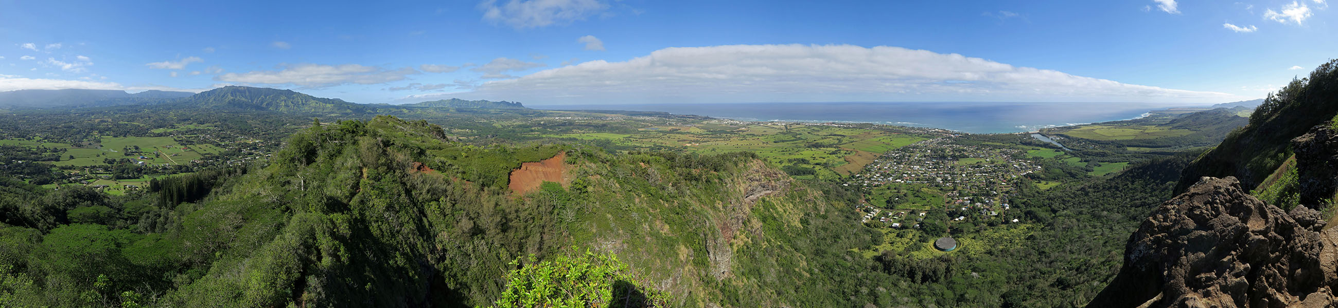 Nounou panorama [Nounou Mountain, Wailua, Kaua'i, Hawaii]