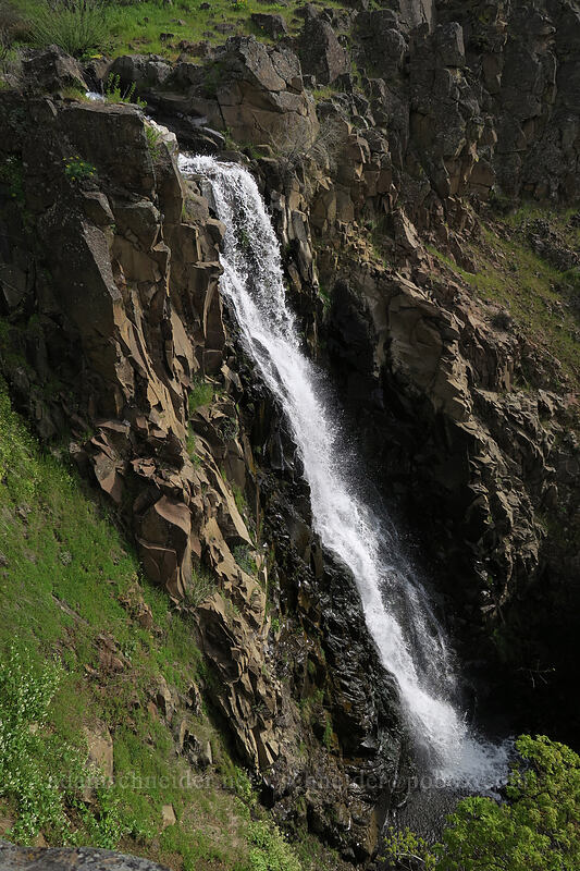 Eightmile Creek Falls [Access Road, Columbia Hills State Park, Klickitat County, Washington]