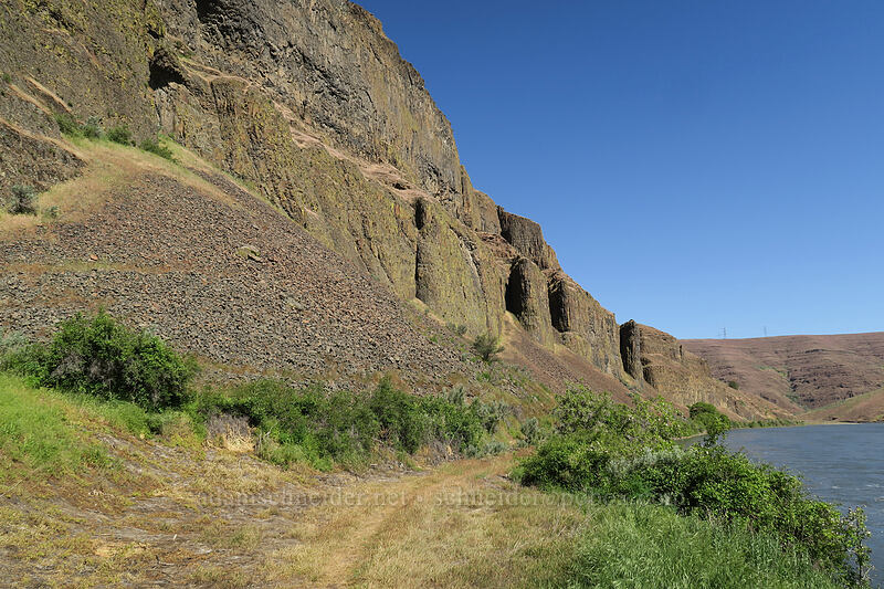 cliffs [Pinnacles Trail, Cottonwood Canyon State Park, Sherman County, Oregon]