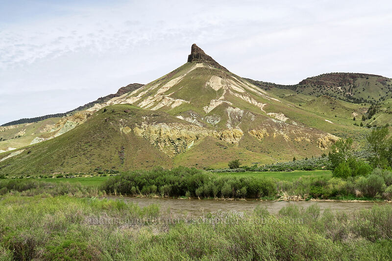 Sheep Rock & the John Day River [Highway 19, John Day Fossil Beds National Monument, Grant County, Oregon]