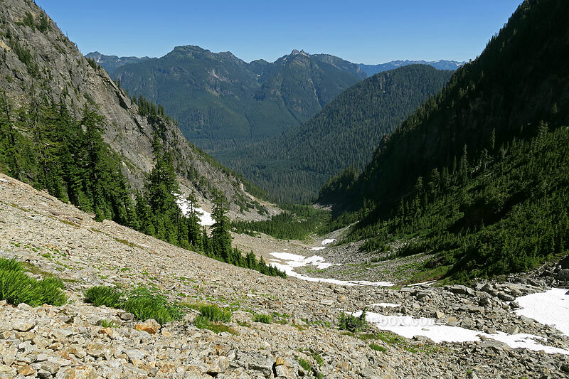 Wirtz Basin & Twin Peaks [Sunrise Mine Trail, Morning Star NRCA, Snohomish County, Washington]