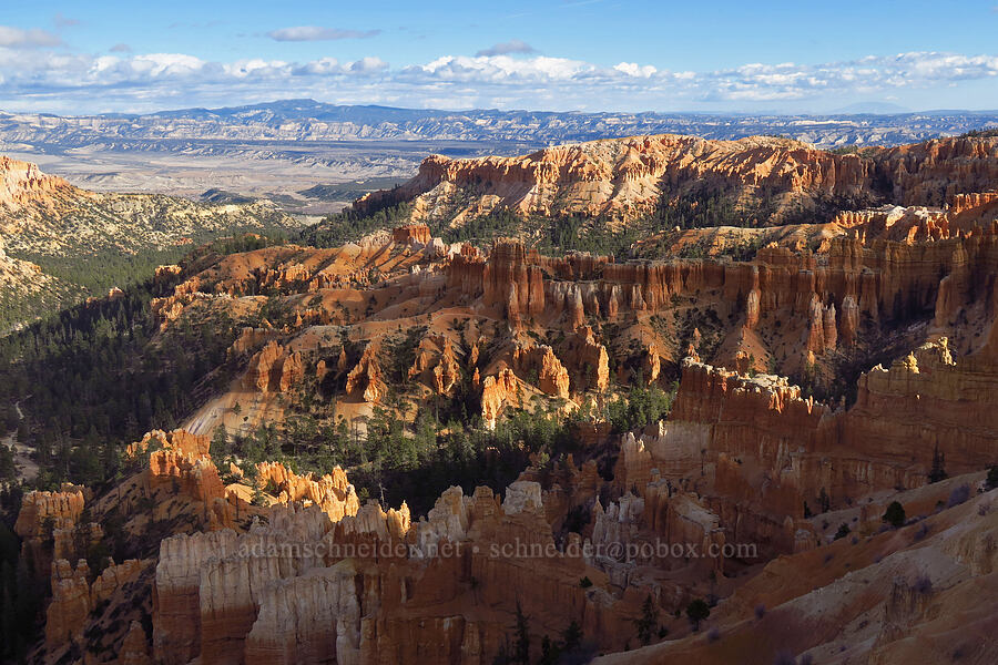 south side of Bryce Amphitheater [Inspiration Point, Bryce Canyon National Park, Garfield County, Utah]