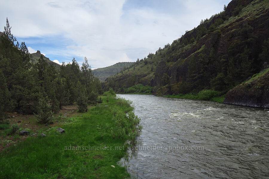 Crooked River [Chimney Rock Campground, Crook County, Oregon]