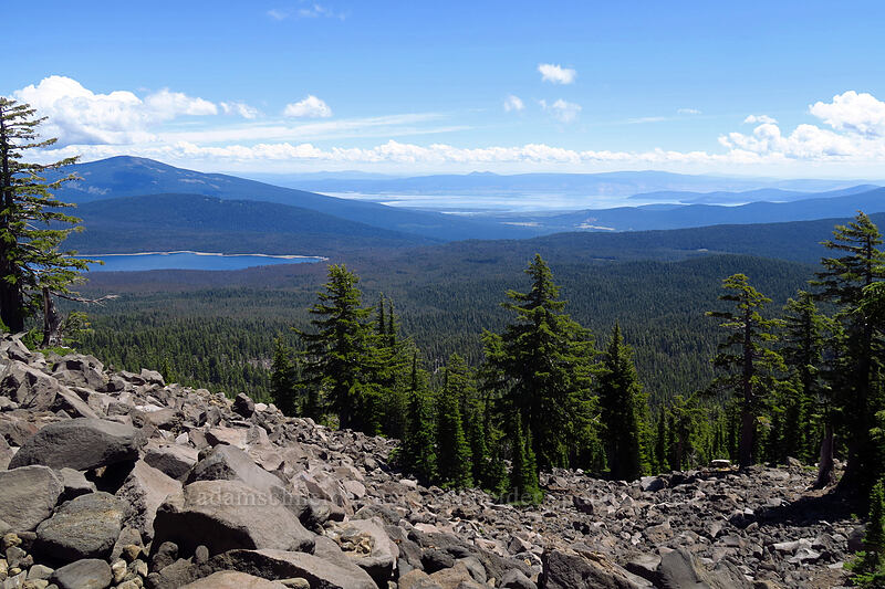 view to the east [Mt. McLoughlin Trail, Sky Lakes Wilderness, Jackson County, Oregon]