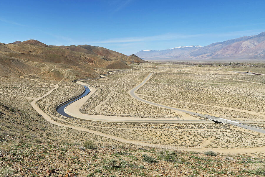 Los Angeles Aqueduct & Owens Valley [Tuttle Creek Road, Inyo County, California]