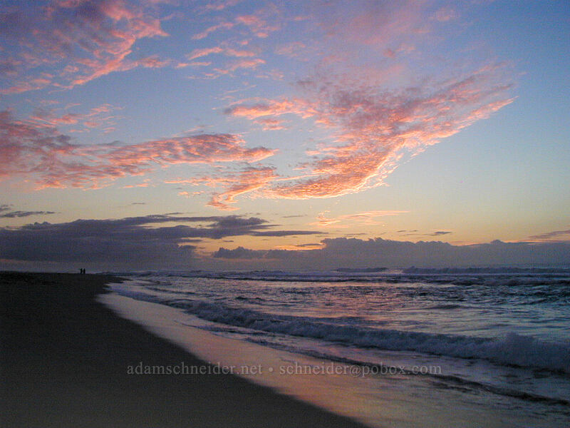 sunset over the shore [Polihale Beach, Polihale State Park, Kaua'i, Hawaii]