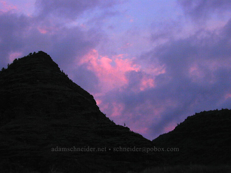 sunset over mountains [Polihale Beach, Polihale State Park, Kaua'i, Hawaii]