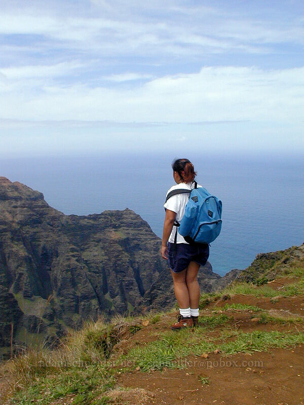 Ana Liza looking out over Nu'alolo Valley [Awa'awaphui Trail, Koke'e State Park, Kaua'i, Hawaii]