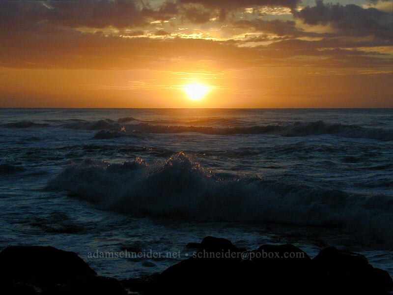 sunset over waves [Ke'e Beach, Ha'ena State Park, Kaua'i, Hawaii]