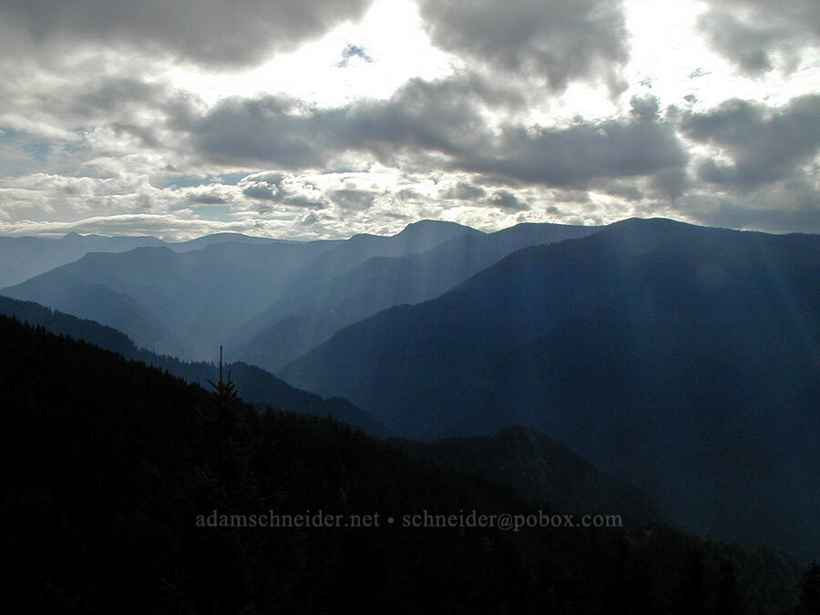 clouds & sunbeams [Ruckel Ridge Trail, Columbia River Gorge, Hood River County, Oregon]