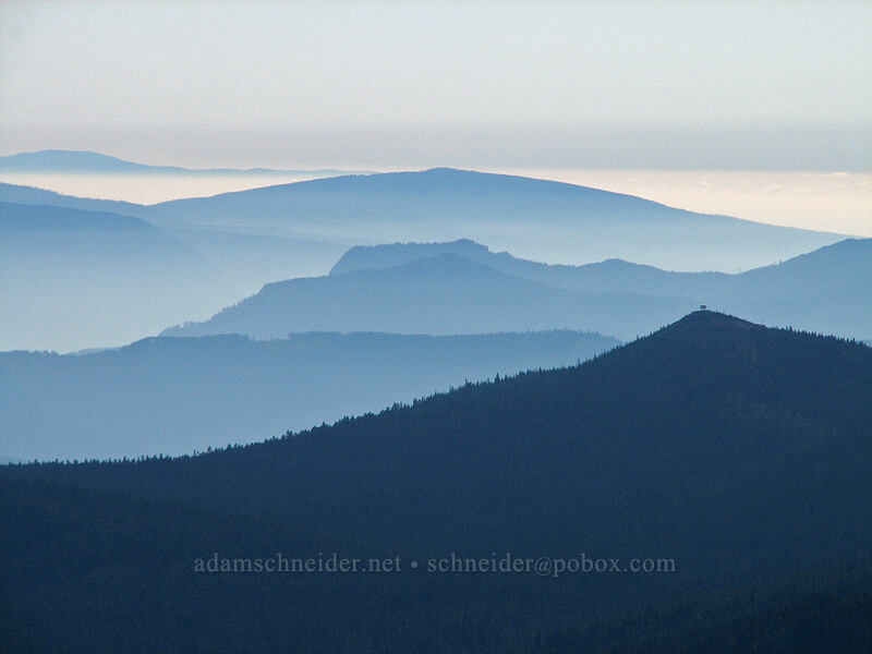 distant mountains to the southwest [south summit of Lemei Rock, Indian Heaven Wilderness, Skamania County, Washington]