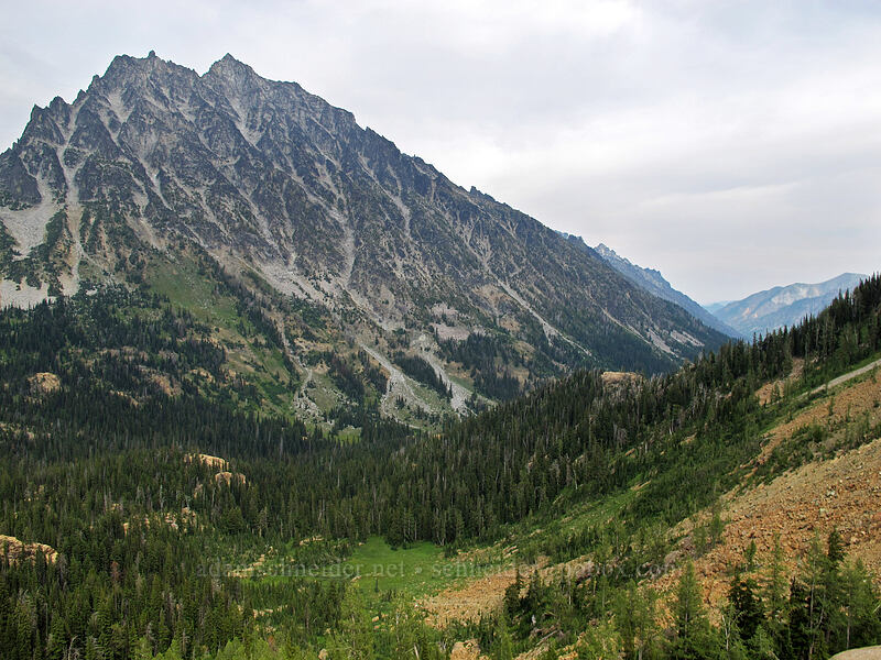Mount Stuart & Ingalls Creek Valley [Ingalls Way Trail (lower), Alpine Lakes Wilderness, Chelan County, Washington]