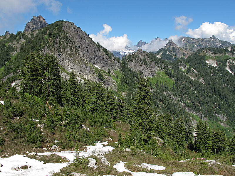 Mt. Thomson, Huckleberry Mountain, & Chikamin Peak [Pacific Crest Trail, Alpine Lakes Wilderness, Kittitas County, Washington]