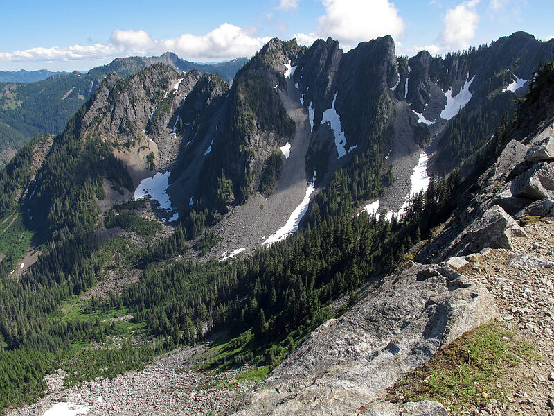 ridge southeast of Kendall Peak [Pacific Crest Trail, Alpine Lakes Wilderness, Kittitas County, Washington]