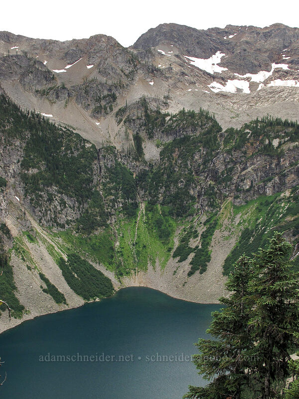 Rainy Lake [Maple Pass Trail, Okanogan-Wenatchee National Forest, Chelan County, Washington]