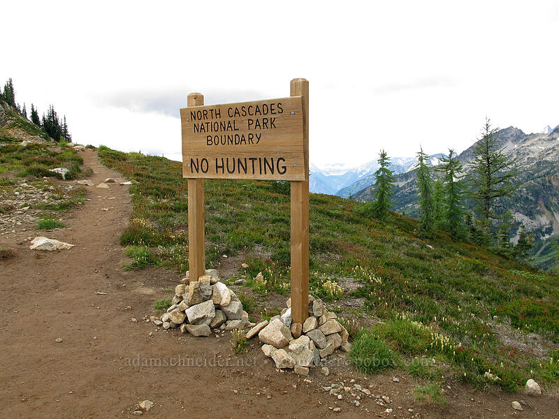 North Cascades National Park boundary sign [Maple Pass Trail, Okanogan-Wenatchee National Forest, Chelan County, Washington]