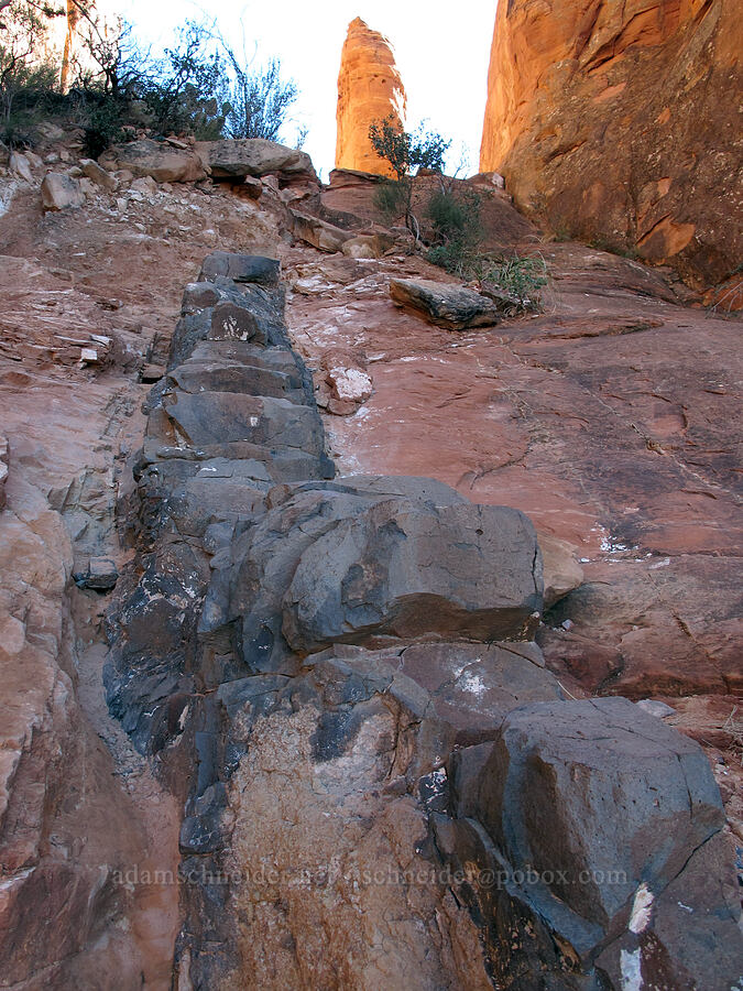 basaltic dike [Cathedral Rock, Coconino National Forest, Yavapai County, Arizona]