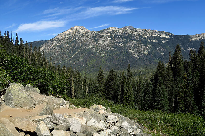Cayoosh Mountain [Joffre Lakes Trail, Joffre Lakes Provincial Park, British Columbia, Canada]