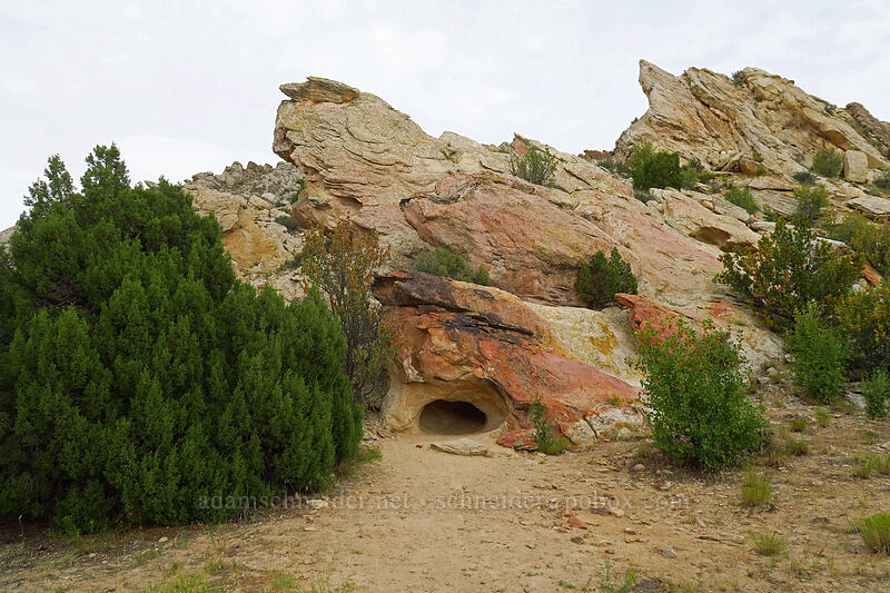 tiny cave & Dakota Sandstone [Fossil Discovery Trail, Dinosaur National Monument, Uintah County, Utah]