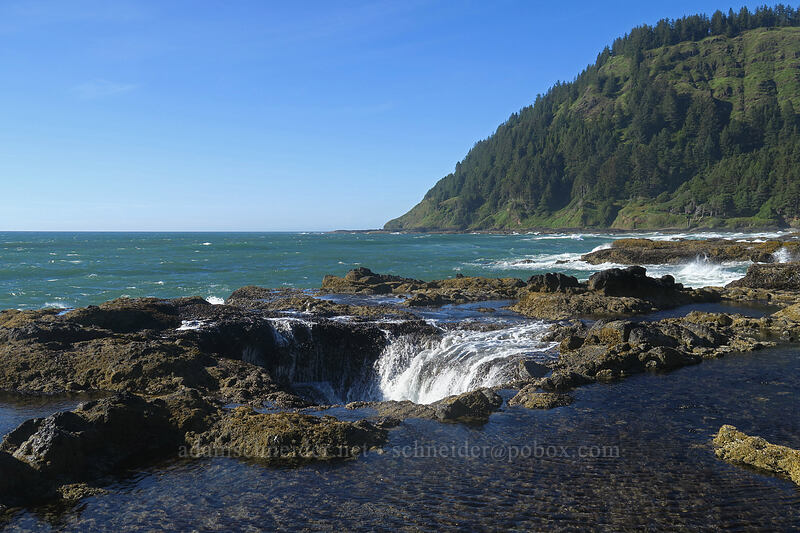 Thor's Well [Cape Perpetua Scenic Area, Siuslaw National Forest, Lincoln County, Oregon]