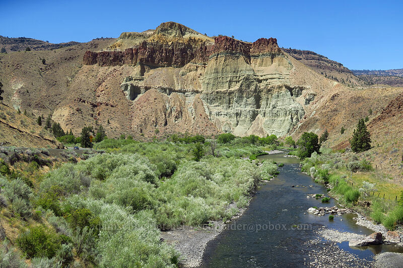 Cathedral Rock & the John Day River [Highway 19, John Day Fossil Beds National Monument, Grant County, Oregon]