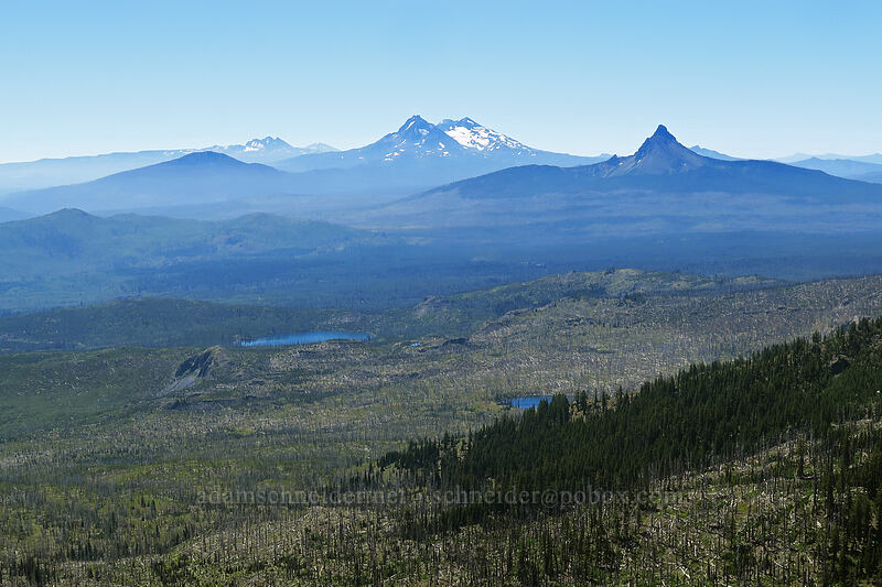 Mt. Washington, Three Sisters, & Broken Top [Three-Fingered Jack's east ridge, Mt. Jefferson Wilderness, Jefferson County, Oregon]