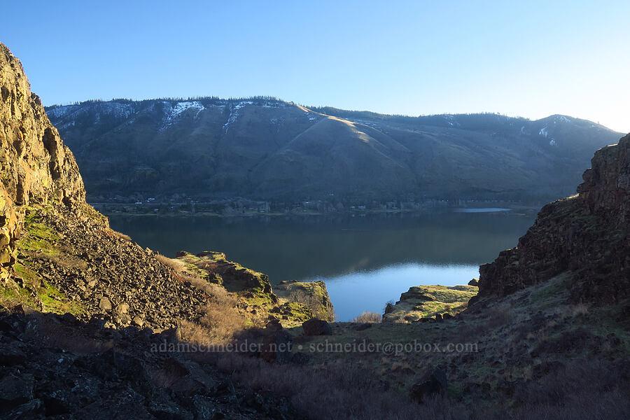 Columbia River & snow-dusted hills [east of Lyle, Klickitat County, Washington]