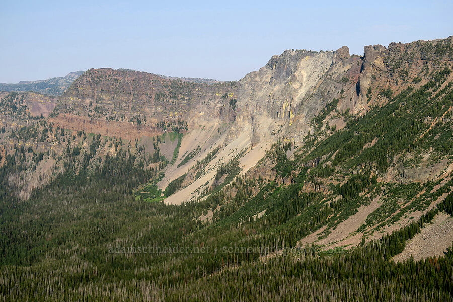 cliffs behind Little Strawberry Lake [above the Onion Creek Trail, Strawberry Mountain Wilderness, Grant County, Oregon]