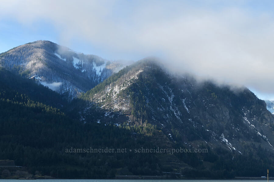 Shellrock Mountain [Dog Mountain Trailhead, Gifford Pinchot National Forest, Skamania County, Washington]