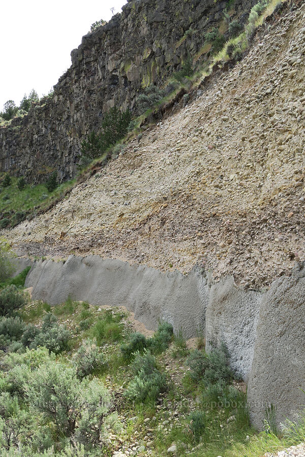 sediment layers - and concrete? [Lake Simtustus Trail, Jefferson County, Oregon]