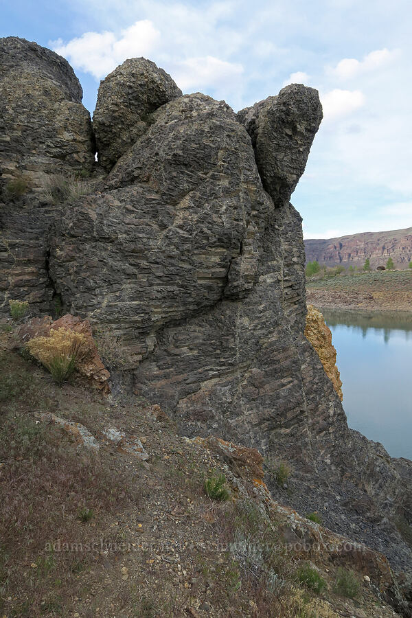 knobby rocks [Lake Owyhee State Park, Malheur County, Oregon]