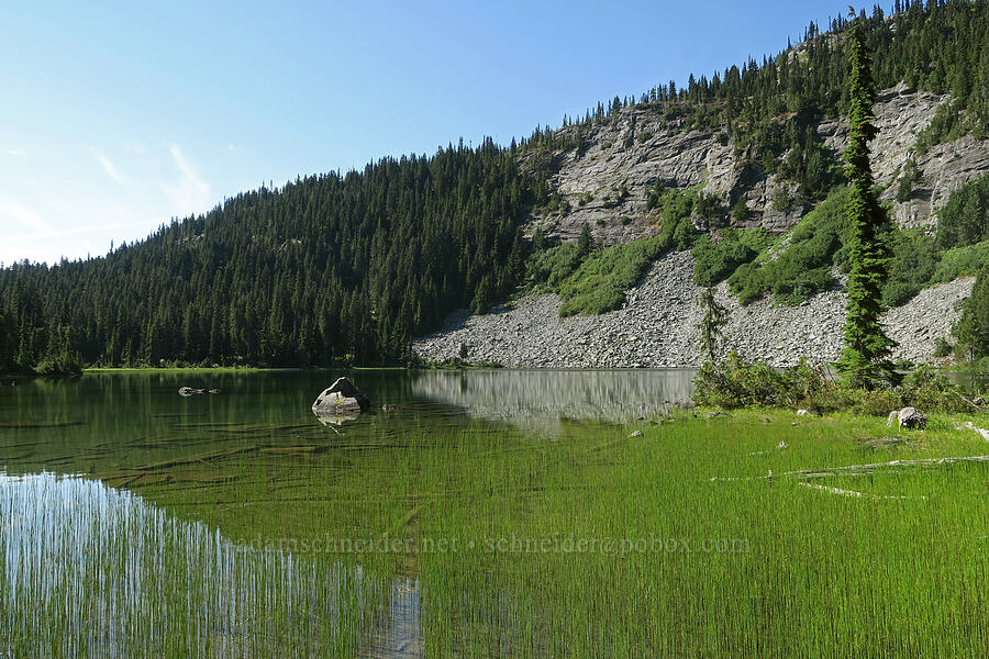 Squaw Lake [Cathedral Pass Trail, Alpine Lakes Wilderness, Kittitas County, Washington]