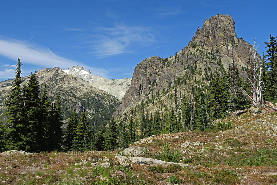 Cathedral Rock & Mount Daniel [Deep Lake Ridge, Alpine Lakes Wilderness, Kittitas County, Washington]